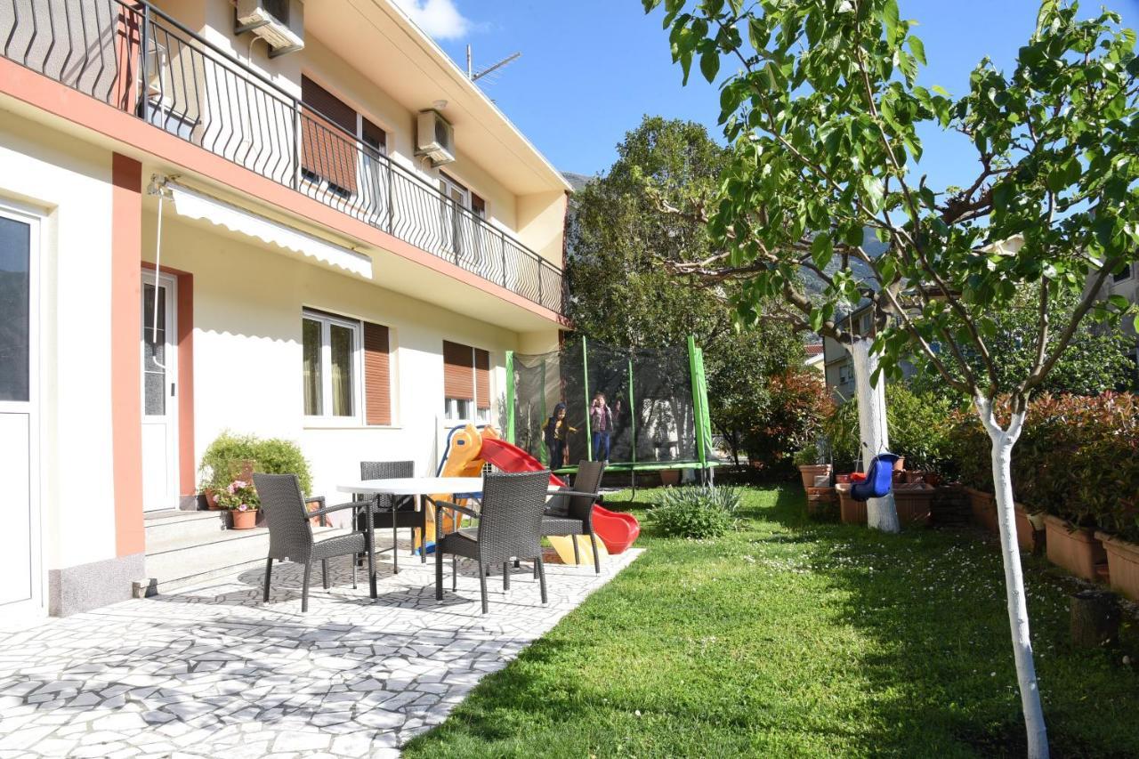 Apartmani F&M โกตอร์ ภายนอก รูปภาพ