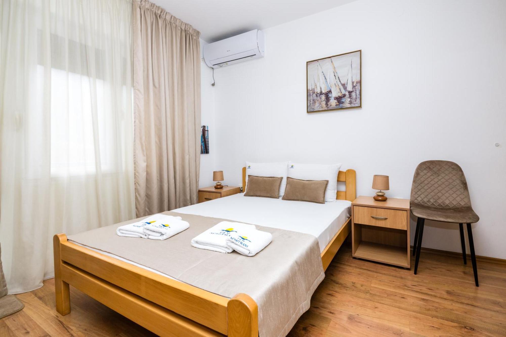 Apartmani F&M โกตอร์ ภายนอก รูปภาพ