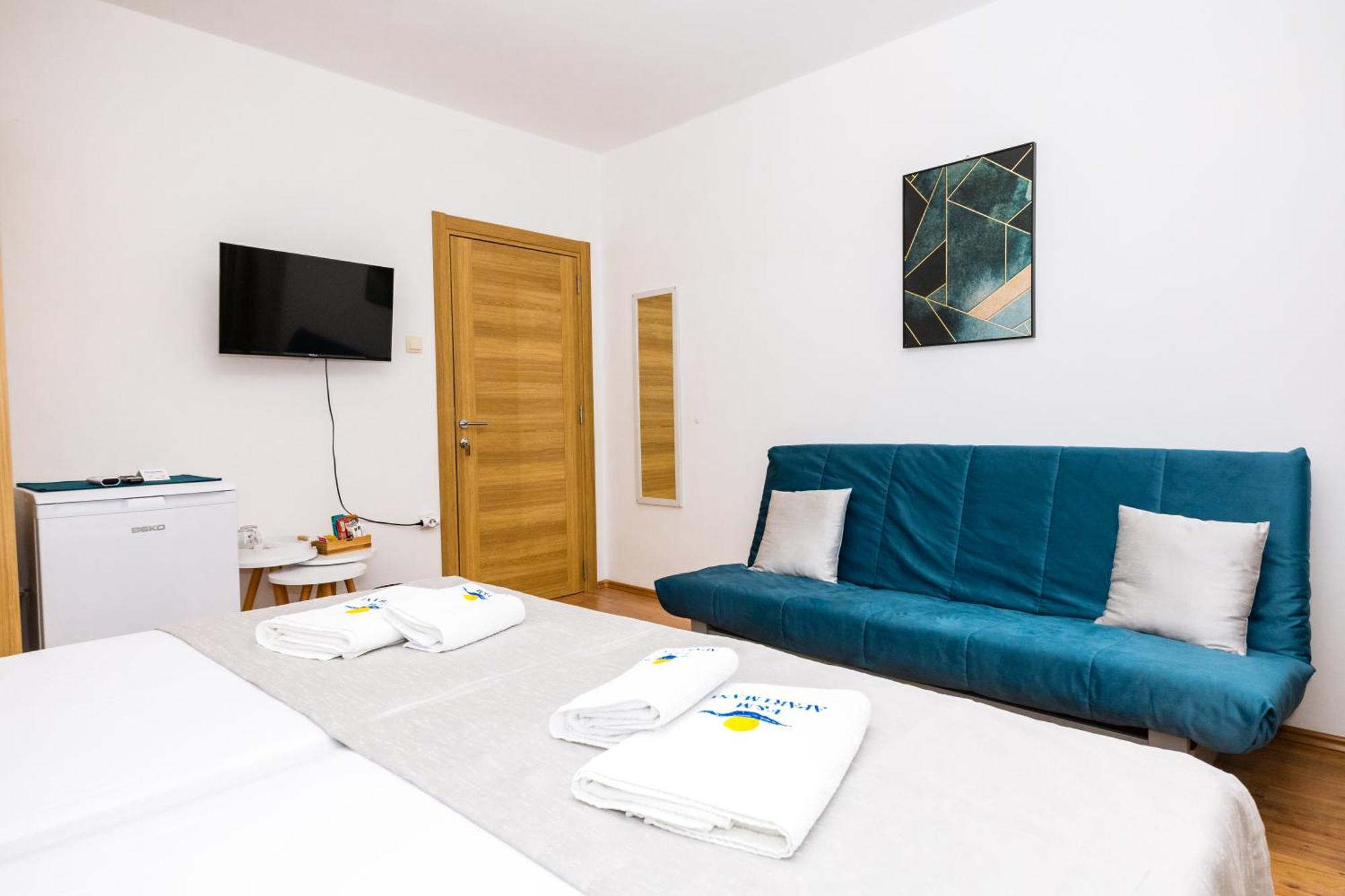 Apartmani F&M โกตอร์ ภายนอก รูปภาพ