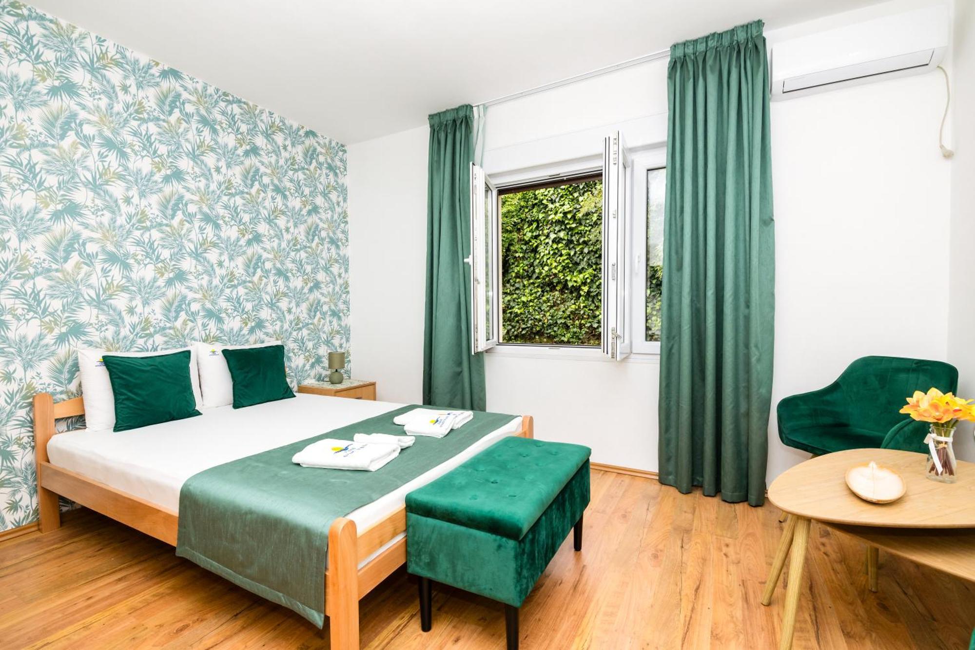 Apartmani F&M โกตอร์ ภายนอก รูปภาพ