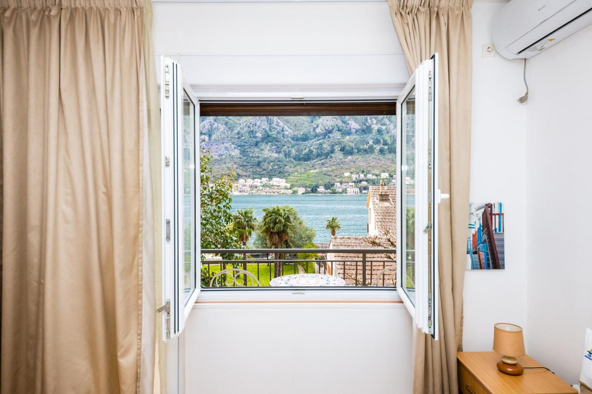 Apartmani F&M โกตอร์ ภายนอก รูปภาพ